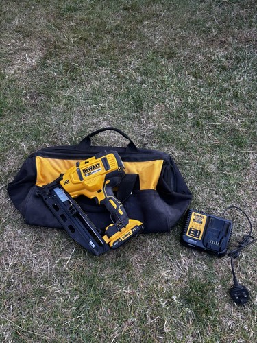Dewalt dcn660 18v - dewalt,