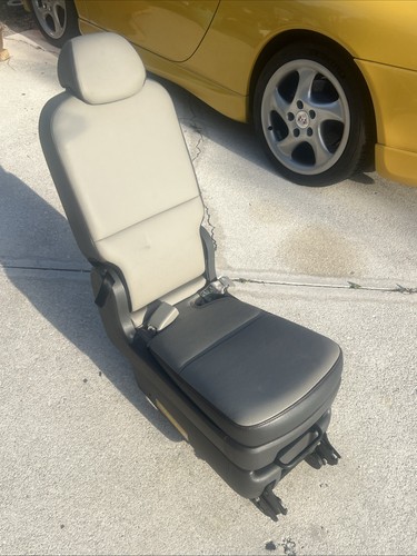 Kia sedona 2nd - 15-21,