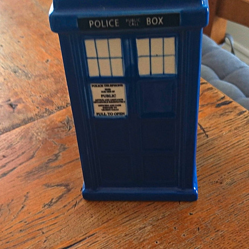 Ceramic doctor who tardis - doctor,