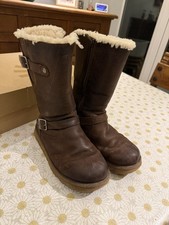 UGG Kensington Dark Brown