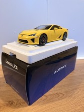 AUTOart - 1:18 Lexus LFA Pearl