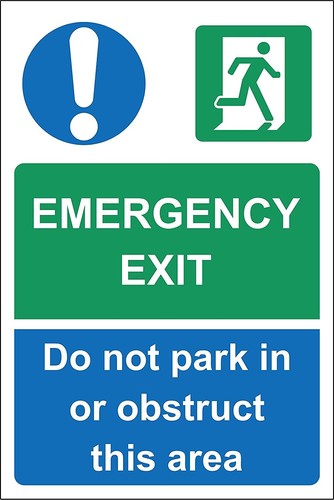 Emergency exit not park in - not,