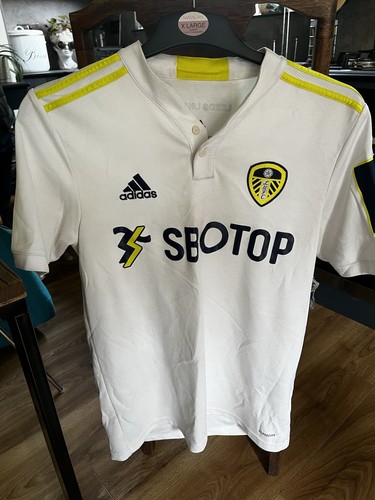 Leeds united season home - leeds,