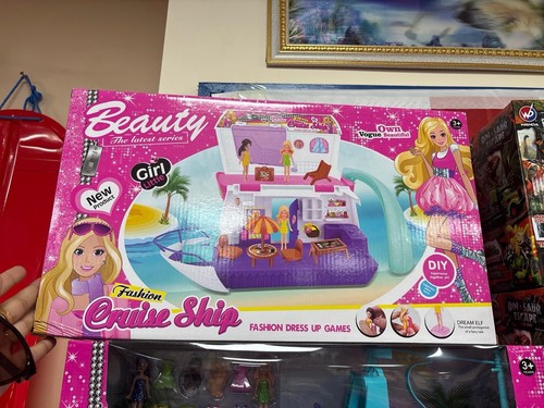 Barbie themed fashion - barbie,