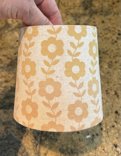 Vintage daisy linen clip - daisy,