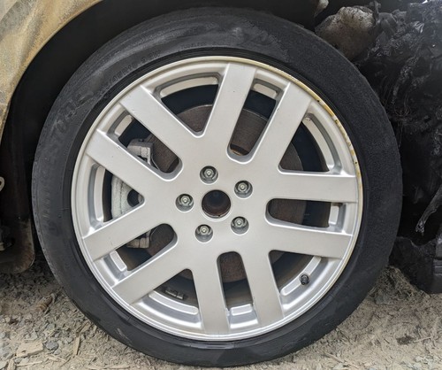 Alloy wheel silver - alloy,