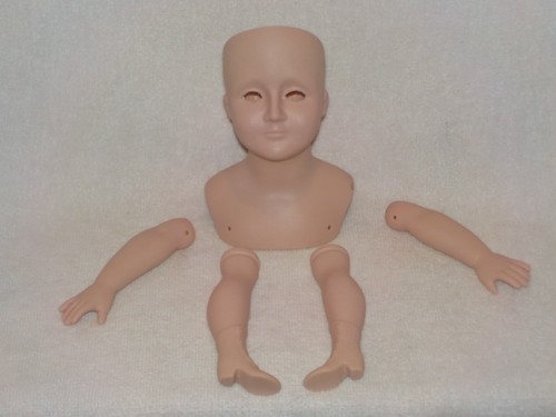 Porcelain bisque doll - ,