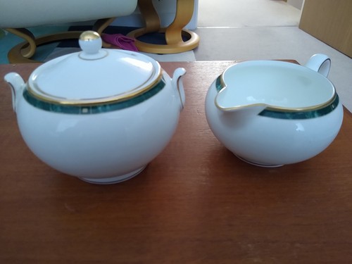 Wedgwood chorale lidded sugar - chorale,