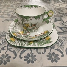 Delphine China  Art Deco 1195 Crocus Trio With Flower Handle Yellow crocus pat