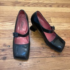 Shellys London Vintage Black