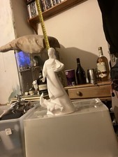 ROYAL DOULTON IMAGES FIGURE