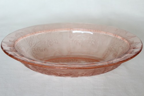 Art deco pink glass - art,