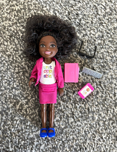Barbie fashion doll - barbie, dark