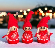 Vintage Christmas Nina Roe