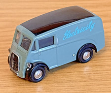 CH05: CORGI CLASSICS 1/43
