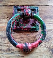 GENUINE VINTAGE CAST IRON GATE HANDLE/DOOR HANDLE PEELED RED & GREEN AGED PAINT!