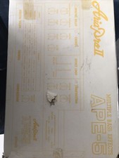 Aria Pro 11 APE-5 Multiple Bass Effects