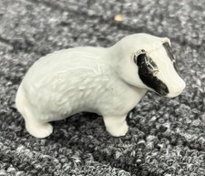 Vintage Wade Whimsies Porcelain Ceramic Ornament Figurine 1955-58 Badger #24-930