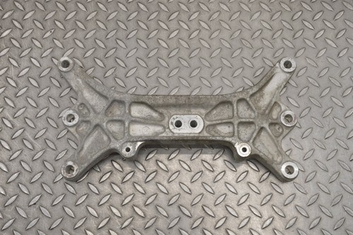 Maserati ghibli gearbox mount - ghibli,