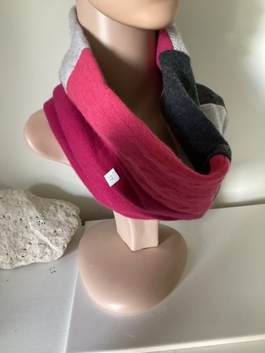 100 cashmere redbone snood - 100%,