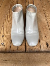 Acne Studios Almond Beige leather ankle boots Vintage Rare 38 Leather Outsole