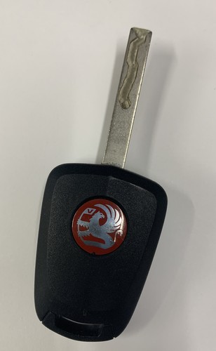 Vauxhall button remote key - 2,