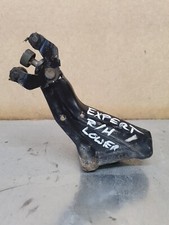 PEUGEOT EXPERT SLIDING DOOR RAIL RUNNER BRACKET LOWER O/S RIGHT 149820508 B6