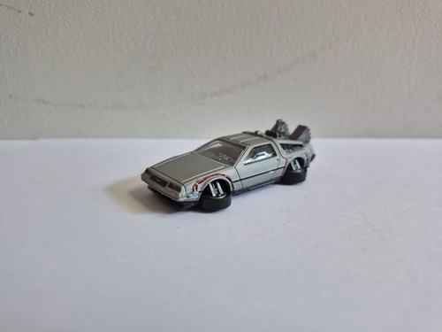 Hotwheels dmc delorean - delorean, back