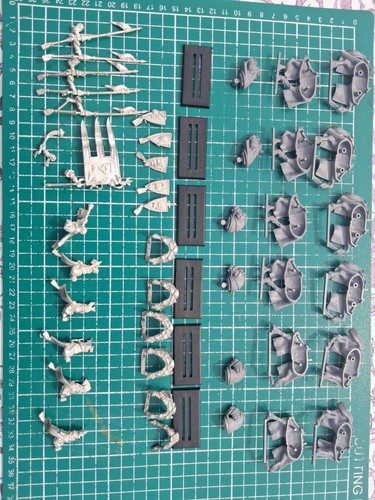 Bretonnian grail knights - 6x,
