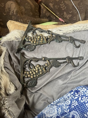 Vintage 1960s ornate cast - 1960s,