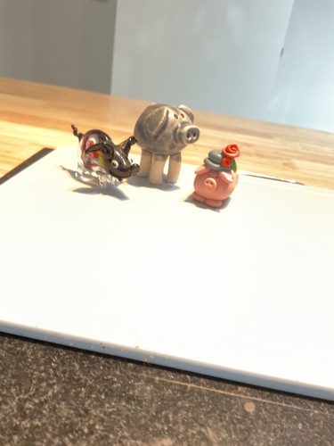 Little pig ornaments all - 3,