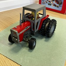 Britain’s Farm Toys 1:32 -