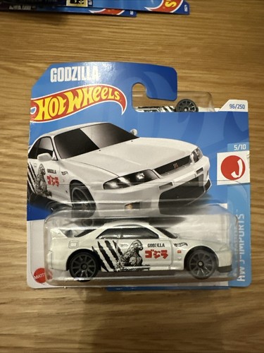 Hot wheels nissan - hot,