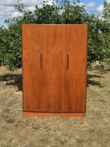 Vintage plan wardrobe - g, double