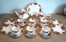 Royal Albert Old Country Roses