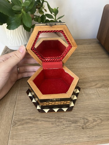 Vintage hexagonal marquetry - vintage,