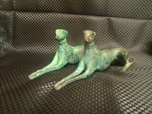 Bronze greyhounds pair - ✨,