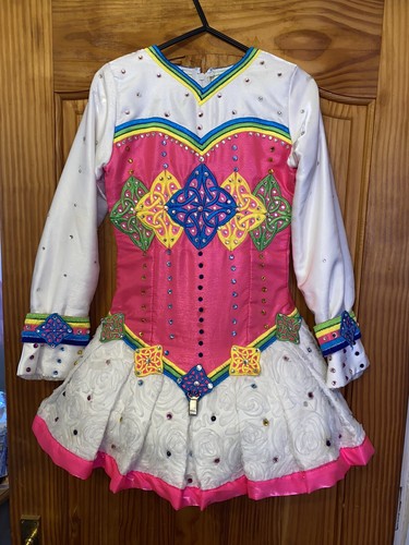 Stunning irish dancing - dancing, dress