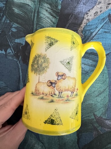 Cottagecore style small - style, yellow
