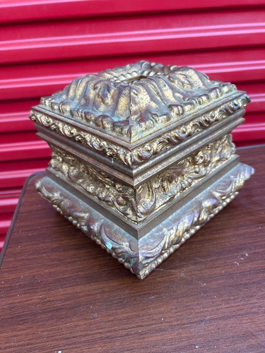 Vintage syroco wood - syroco, ornate