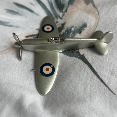 This vintage die cast - this, die-cast
