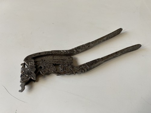 Antique thai iron - iron, betel