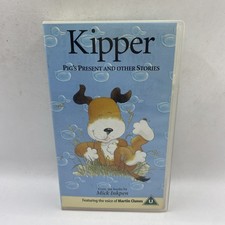 Kipper Pigs present and other stories VHS VIDEO PAL