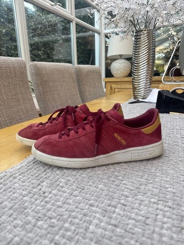 Rare adidas munchen red - adidas,