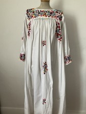 Vintage Long Embroidered Mexican Dress In Excellent Condition ,fit Up To 12/14