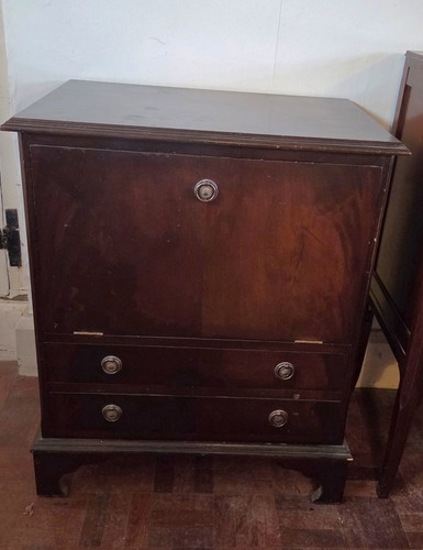 Mahogany sectioned vynyl - mahogany,