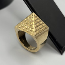 XL PYRAMID RING 9CT GOLD ON