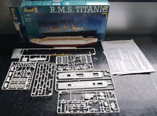 Revell RMS Titanic Ocean Liner Olympic Class Ship 05210 Model 1:700