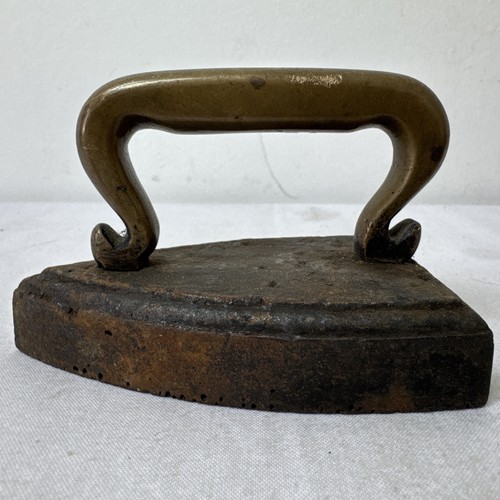 Brass sad iron - iron, ir4