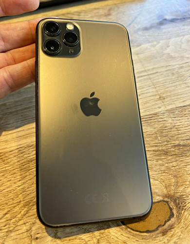 Apple iphone pro - apple, 11